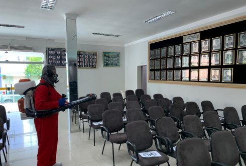 Câmara de Vereadores de Cruz das Almas passa por sanitização contra coronavírus