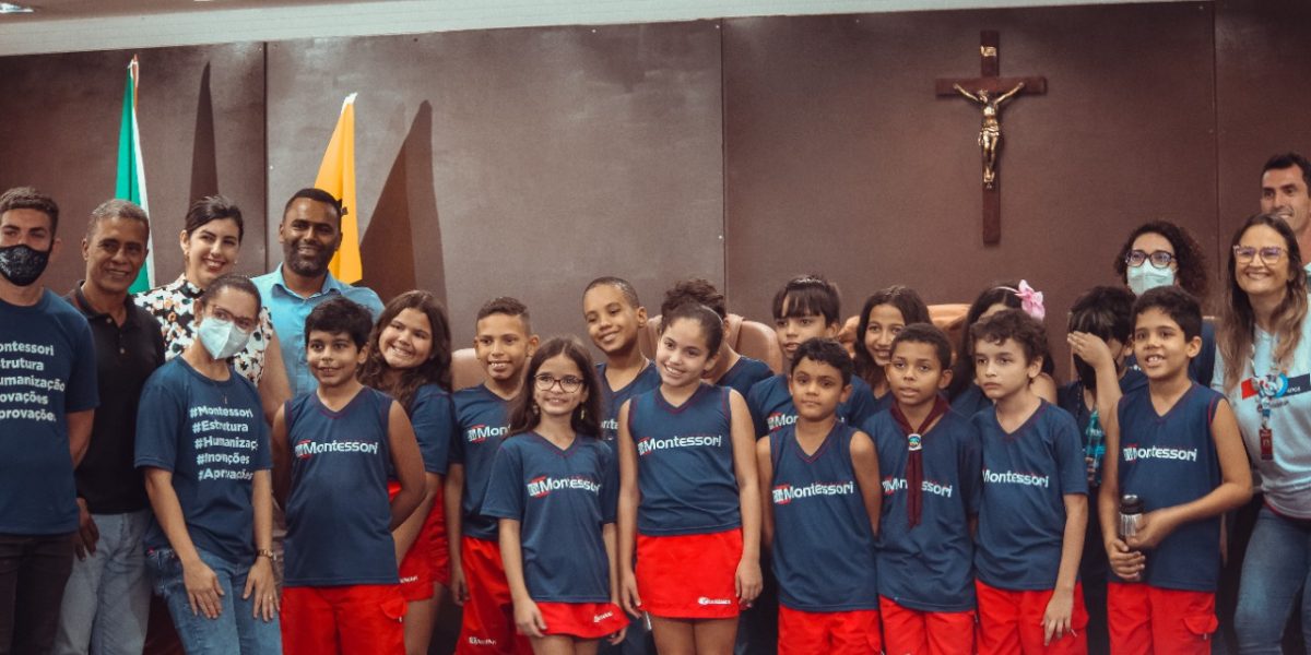 Projeto Câmara do Futuro: alunos do Colégio Montessori visitam a Câmara de Vereadores de Cruz das Almas