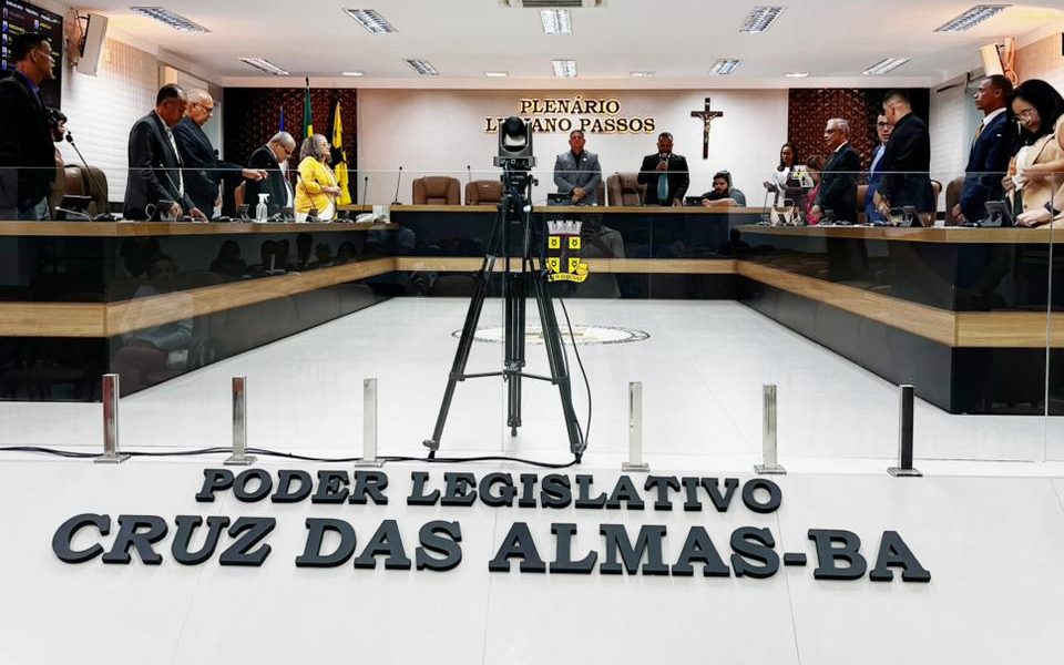 6ª sessão ordinária da Câmara destaca projetos voltados para educação e habitação